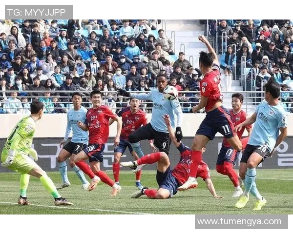 德国与墨西哥激战正酣文字直播全程回顾与精彩瞬间分析 德国与墨西哥激战正酣文字直播全程回顾与精彩瞬间分析