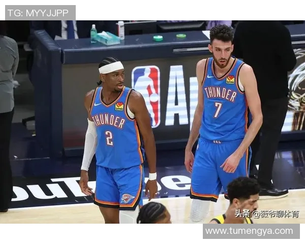 雷霆宣布与球员亚当斯续约，提高内线实力