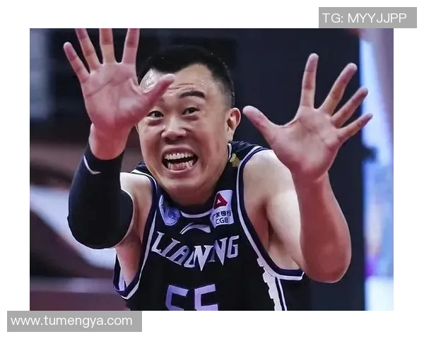 韩德君:从篮球场上的巨人到中国篮球的精神象征与领军人物 韩德君:从篮球场上的巨人到中国篮球的精神象征与领军人物