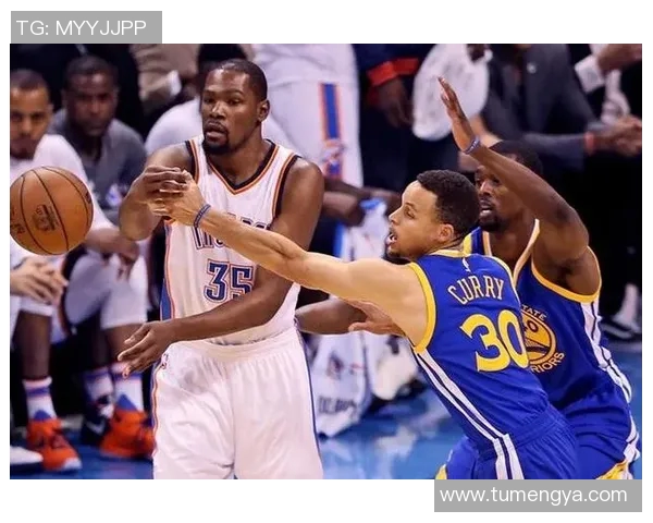 勇士与猛龙激战正酣6月14日决战NBA总决赛巅峰时刻 勇士与猛龙激战正酣6月14日决战NBA总决赛巅峰时刻