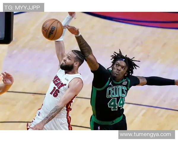 罗伯特威廉姆斯三世的篮球之路与未来展望分析 罗伯特威廉姆斯三世的篮球之路与未来展望分析